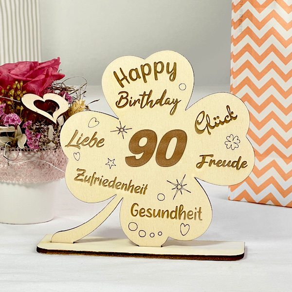 Graviertes Glücks-Kleeblatt zum 90. Geburtstag, Holz als Deko & Geschenk